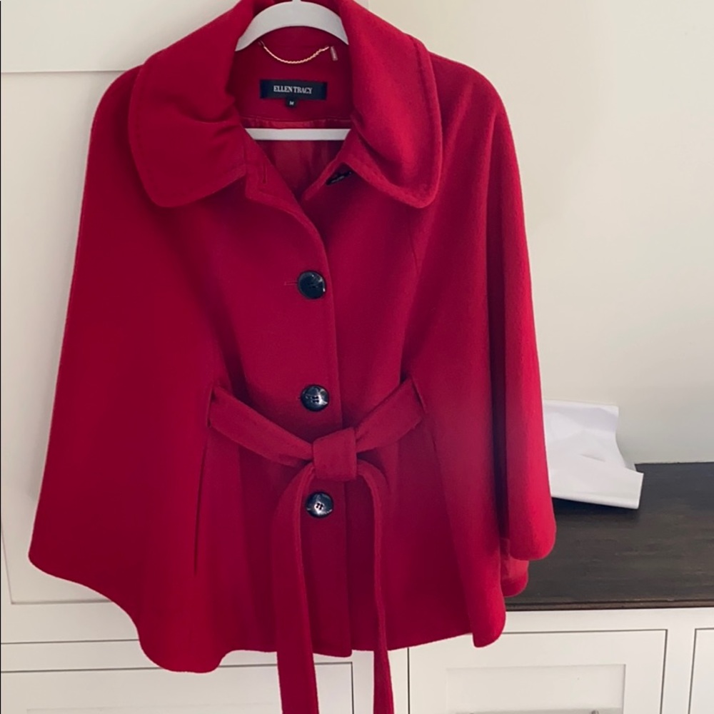 Ellen Tracy Cape